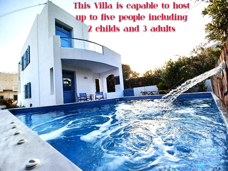 Located By The Sea One Beachfront Private Captain Lazaros Pool Villa With Loft In 750Sqm Spacious Private Plot-Jacuzzi-Sunrelax-Furnished Terace-Gazebo-Private Parking,Sleep 3 Adults And 2 Children, Just Steps From The Black Beach-Seaview Períssa Eksteriør bilde